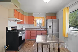 8456 17th Ave, Kenosha, WI 53143 - Photo 3
