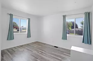 8456 17th Ave, Kenosha, WI 53143 - Photo 15