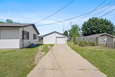 8456  17th Ave, Kenosha, WI 53143 - Photo 29