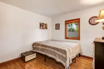 1551 W Goldcrest Ave, Milwaukee, WI 53221 - Photo 13