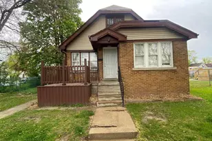 4609 N 37th St, Milwaukee, WI 53209 - Photo 1