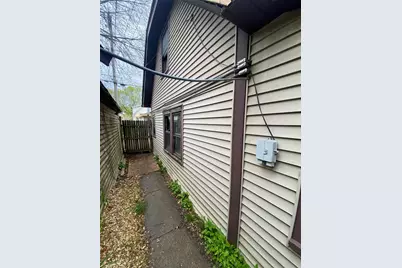 4609 N 37th St, Milwaukee, WI 53209 - Photo 3