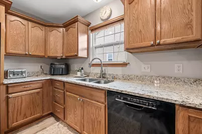 1446  Mulberry St, Hartford, WI 53027 - Photo 7