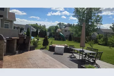 1433  Isabel Ln, Burlington, WI 53105 - Photo 5
