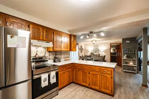 3278 S Acredale Ct, New Berlin, WI 53151 - Photo 11