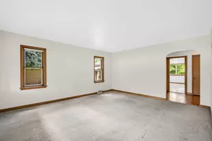 4329 S 47th St, Greenfield, WI 53220 - Photo 7