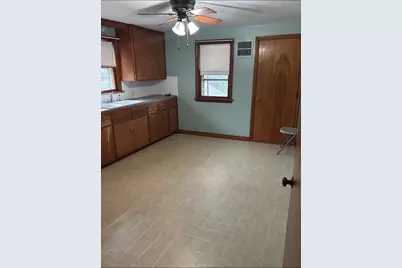 4329 S 47th St #4331, Greenfield, WI 53220 - Photo 11