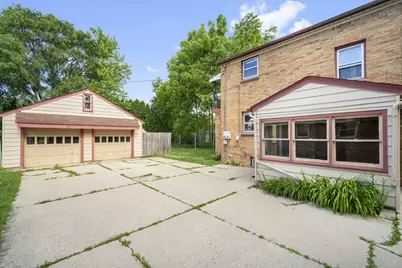 4329 S 47th St #4331, Greenfield, WI 53220 - Photo 17