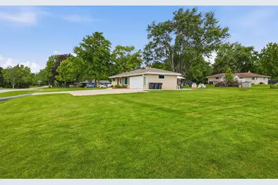 11610  Sunnybrook Rd, Franklin, WI 53132 - Photo 29