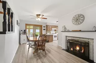 11610 W Sunnybrook Rd, Franklin, WI 53132 - Photo 7