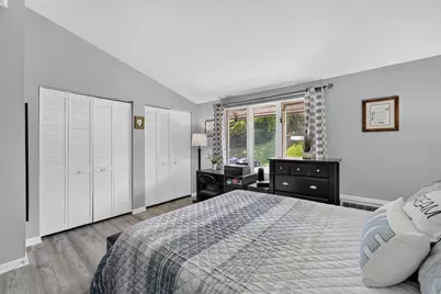 33  Lausanne Ct #33-06, Geneva, WI 53147 - Photo 3