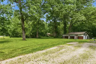 8311 Fox River Rd, Racine, WI 53185 - Photo 33