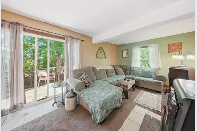 8311  Fox River Rd, Racine, WI 53185 - Photo 7