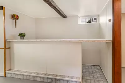 5522 N Mohawk Ave, Glendale, WI 53217 - Photo 13