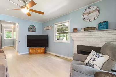 2432  North Shore Dr, Delavan, WI 53115 - Photo 5