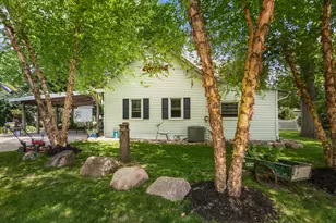 2432 N Shore Dr, Delavan, WI 53115 - Photo 29