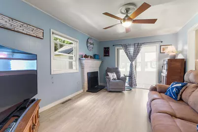 2432  North Shore Dr, Delavan, WI 53115 - Photo 3