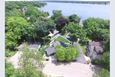 2432  North Shore Dr, Delavan, WI 53115 - Photo 33