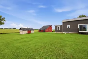 W6393 County Rd A, Sugar Creek, WI 53121 - Photo 27