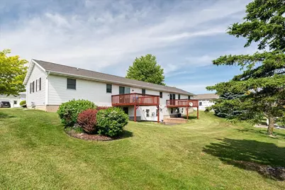 917  Rose St, Cashton, WI 54619 - Photo 5