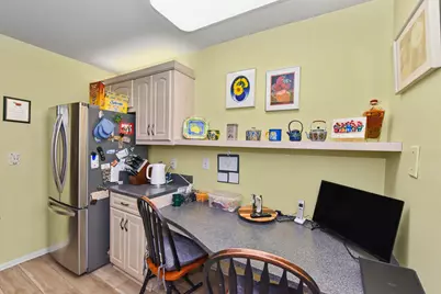 2101 W Good Hope Rd #111, Glendale, WI 53209 - Photo 13