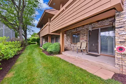 2101 W Good Hope Rd #111, Glendale, WI 53209 - Photo 23