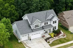 2001 Coldwater Creek Dr, Waukesha, WI 53188 - Photo 61