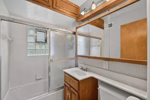9020 W Vincent Pl, West Allis, WI 53214 - Photo 17