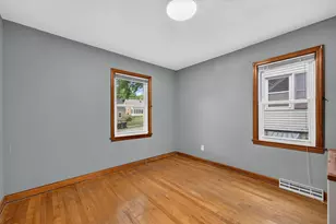 9020 W Vincent Pl, West Allis, WI 53214 - Photo 15