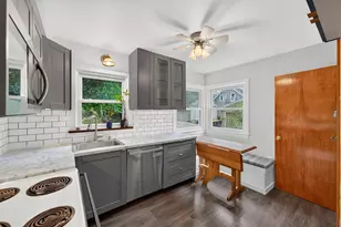 9020 W Vincent Pl, West Allis, WI 53214 - Photo 23