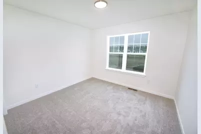2009  Savannah Dr, Grafton, WI 53024 - Photo 17