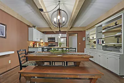 880  Windsor Dr #J3, Fontana, WI 53125 - Photo 13