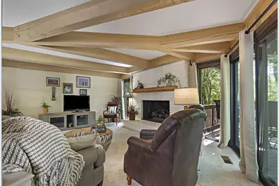 880  Windsor Dr #J3, Fontana, WI 53125 - Photo 15