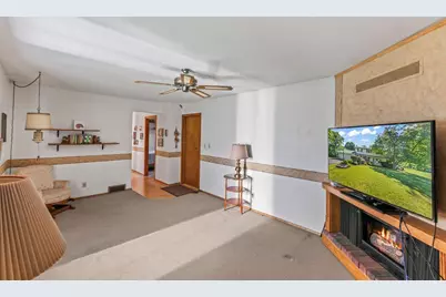632  Highland Dr, Richfield, WI 53017 - Photo 13