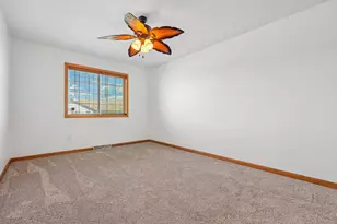 2428 Fox River Pkwy, Waukesha, WI 53189 - Photo 21