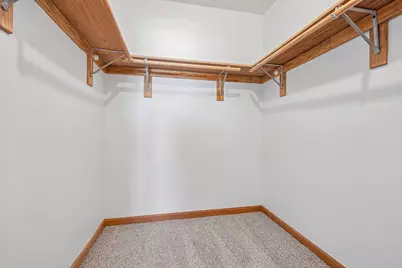 2428  Fox River Pkwy #Unit L, Waukesha, WI 53189 - Photo 25