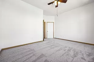 2428 Fox River Pkwy, Waukesha, WI 53189 - Photo 15