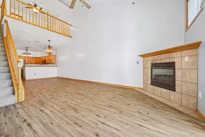 2428  Fox River Pkwy #Unit L, Waukesha, WI 53189 - Photo 3