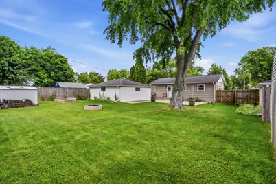 733  9th St, Grafton, WI 53024 - Photo 19