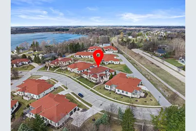 1620  St Andrews Dr #13, Oconomowoc, WI 53066 - Photo 51