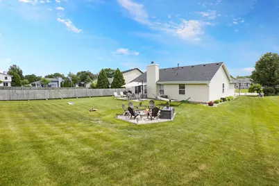 1100 E Keri Ln, Oak Creek, WI 53154 - Photo 25