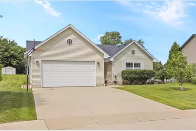 1100 E Keri Ln, Oak Creek, WI 53154 - Photo 3