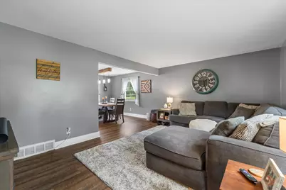 924  Marquette Rd, Hartland, WI 53029 - Photo 5