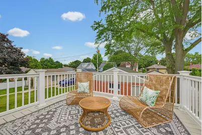 3608 N 101st St, Wauwatosa, WI 53222 - Photo 11