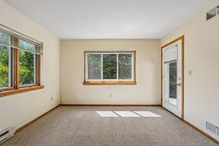 7017 W Hummingbird Ct, Milwaukee, WI 53223 - Photo 21
