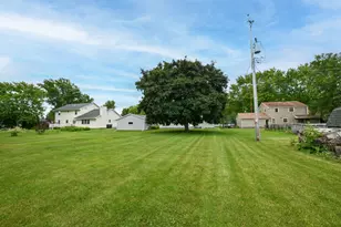 26624 Waubeesee Lake Dr, Racine, WI 53185 - Photo 23