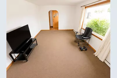2310  Hamilton St, Manitowoc, WI 54220 - Photo 7