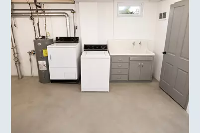 2310  Hamilton St, Manitowoc, WI 54220 - Photo 21