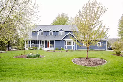 438  River Bluff Cir, Oconomowoc, WI 53066 - Photo 5