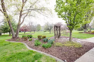 438 River Bluff Cir, Oconomowoc, WI 53066 - Photo 61